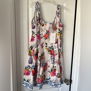 New With Tags Elizabeth James Alice Dress in Ivory Ginger Jars, Size Medium